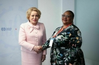 Матвиенко предложила увеличить число стипендий для студентов из ЮАР