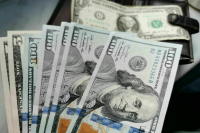 Иностранным инвесторам разрешили без ограничений покупать валюту в России