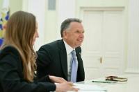 Уиткофф перед встречей с Путиным в Кремле заказал в ресторане гигантский чебурек