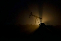 Экономист рассказал, как встреча Путина и Трампа повлияет на стоимость нефти