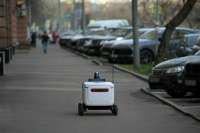 В России проведут эксперимент по внедрению роботов-доставщиков