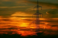 Кабмин возместит расходы на поставку электроэнергии в новые регионы