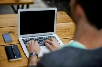 В MAX опровергли информацию об использовании камеры без действия пользователя