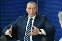 Депутат Козловский: Маркетплейсы и офлайн-магазины должны торговать на равных