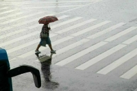 Синоптик рассказал о похолодании и дождях в Москве на текущей рабочей неделе