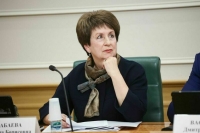 Сенатор Алтабаева: Нужно контролировать розничные продажи школьных учебников