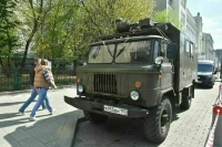 Путин поручил оснастить военные автомобили средствами защиты от дронов