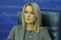 Депутат Лантратова: Учителя нужно защитить от необоснованных жалоб и обвинений