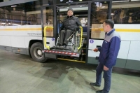 В России могут возникнуть проблемы с подъемниками для инвалидов