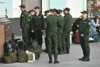 В России увеличили план набора контрактников