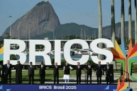 Многополярный мир становится реальностью: эксперты о роли БРИКС и ШОС