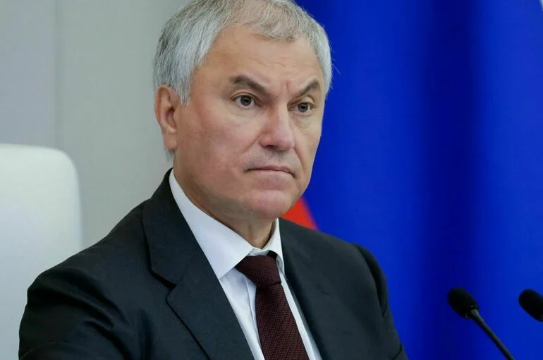 Володин: Госдума изучает вопрос снижения количества сим-карт на человека