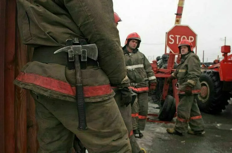 Более 100 жильцов дома в Астрахани эвакуировали из-за трещины