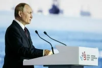 Путин призвал создать на Дальнем Востоке условия, чтобы люди хотели там жить