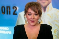 Актрису Аглаю Тарасову задержали с наркотиками в Домодедове