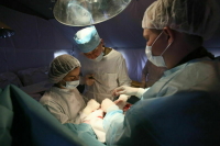 Президент РФ поручил актуализировать порядок периодической аккредитации медиков