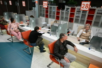 Россияне до 1 октября выберут форму получения соцподдержки