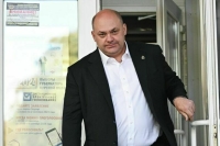 Экс-губернатор Курской области признался в получении 30 млн рублей взяток