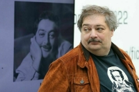 Писателя Быкова* внесли в перечень террористов и экстремистов