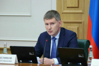 Решетников: Россия не готова в перспективе полагаться на иностранную рабочую силу 