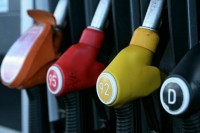 ФАС выдала предупреждение из-за завышения цен на бензин в Тюменской области