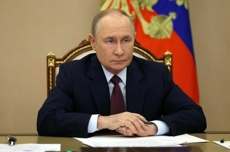 Путин согласился с тем, что учебники Сороса негативно повлияли на молодежь