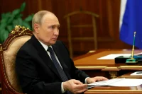 Путин: Вклад Сталина в Победу надо деполитизировать