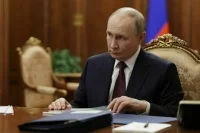 Президент не видит проблемы в разрешении продажи «красивых номеров» для авто