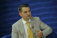 Депутат Нилов напомнил о рабочей субботе в начале ноября