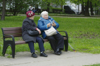 Людей преклонного возраста предложили запретить высаживать из транспорта