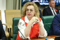 Сенатор Епифанова предложила ввести финансовый паспорт россиянина