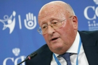 Гинцбург: Пациенты могут начать получать вакцину от рака через 1,5 месяца