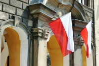 Туск обвинил Трампа в перекладывании ответственности за Украину