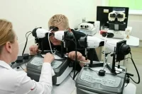 Врачи смогут удаленно принимать детей с нарушениями зрения