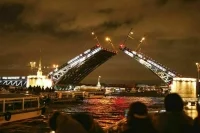 От корюшки до «Лахта Центра»: На «Поющих мостах» покажут Петербург в миниатюре