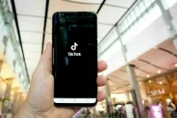 Трамп утвердил продажу соцсети TikTok американским инвесторам