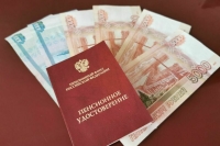 В Госдуму внесли проект поправок об индексации пенсий и ежегодной семейной выплате