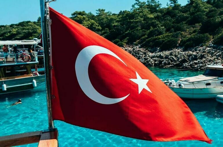 Украинский безэкипажный катер с бомбой нашли у берегов Турции