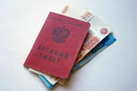 Выплаты по контрактам бойцов СВО освободят от страховых взносов