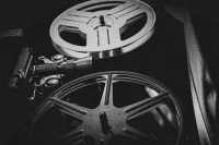Военкор RT представил фильм о работе священнослужителей на фронте