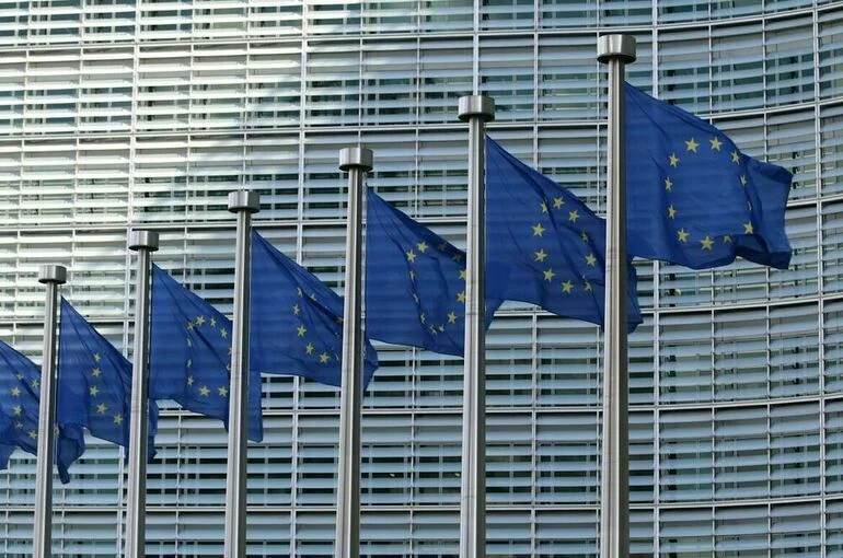 Глава Еврокомиссии заявила об изменении подхода к санкциям против России
