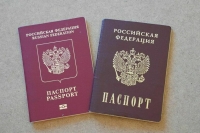 Детям младше 14 лет для поездок в Абхазию и Белоруссию понадобится загранпаспорт