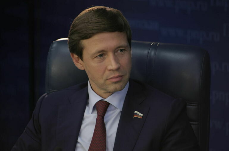 Сенатор Шейкин предложил распространить ИИ-практики регионов на всю Россию