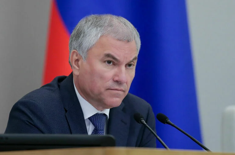Володин объяснил, как решить проблему дефицита медкадров