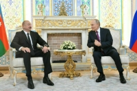  Путин встретился с Алиевым в Таджикистане