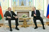  Путин встретился с Алиевым в Таджикистане