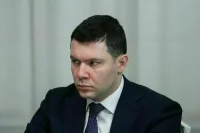 Алиханов заявил о росте интереса предприятий к промышленным роботам