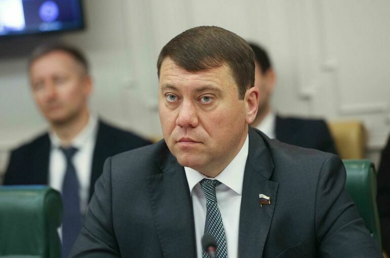 Сенатор поддержал повышение стоимости ОСАГО при частых авариях