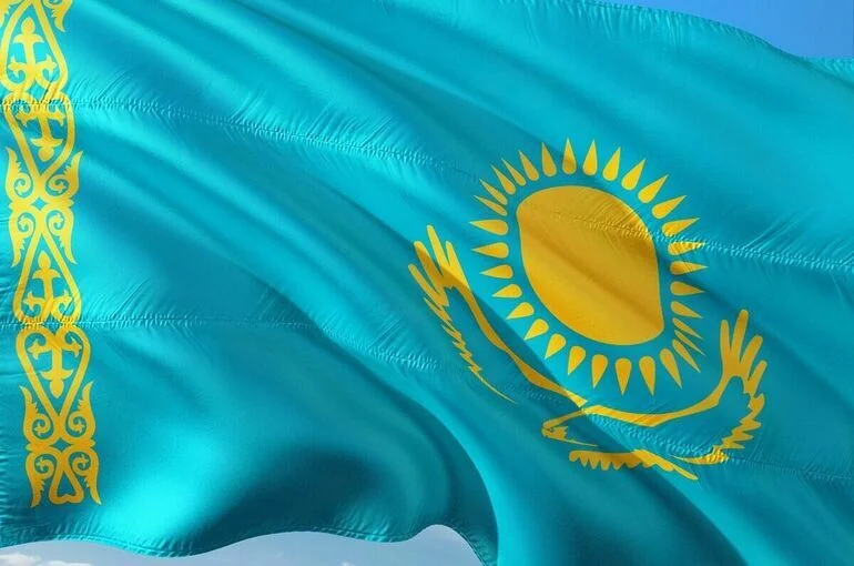 Минэнерго Казахстана: Завод в Оренбурге приостановил прием газа из-за атаки дронов
