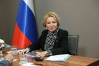 Валентина Матвиенко поздравила с юбилеем Никиту Михалкова